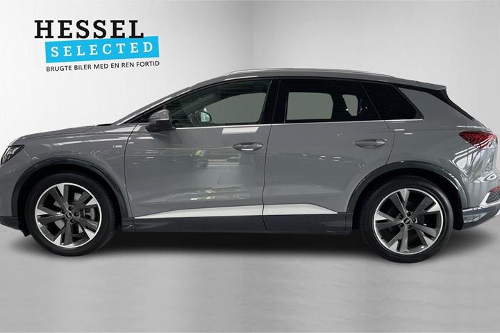 Grå Audi Q4 e-tron fra 2025