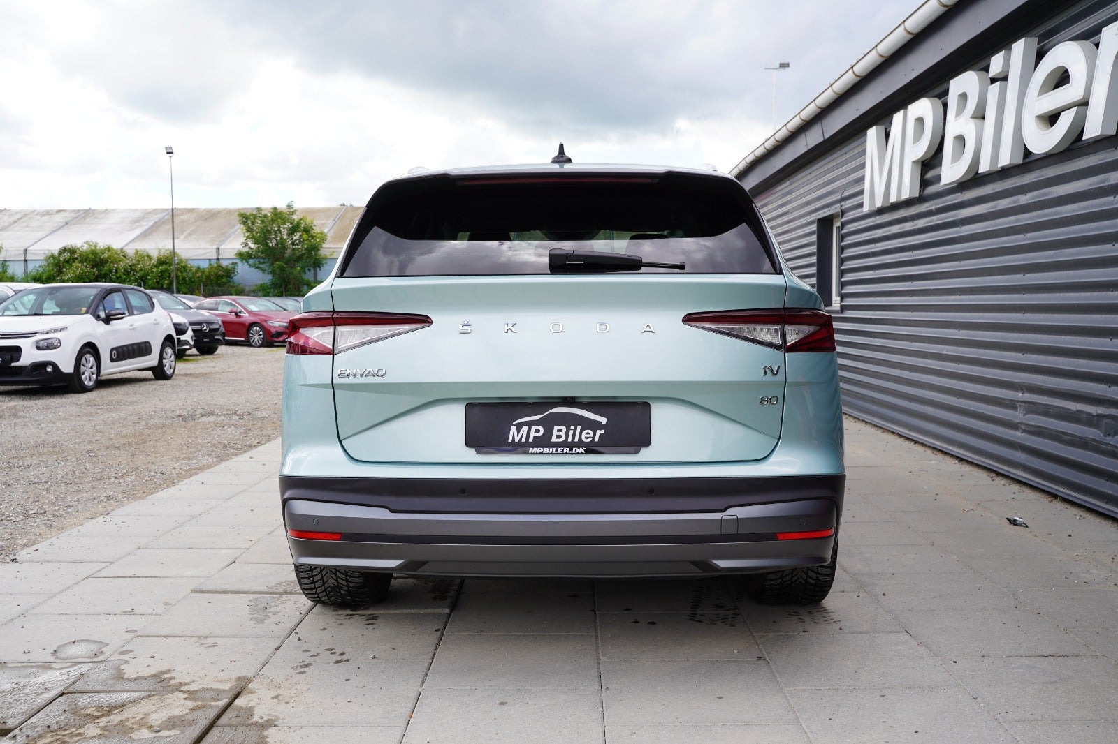 Turquoise Skoda Enyaq fra 2023