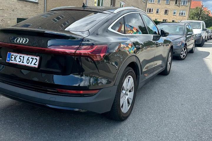 Sort Audi e-tron fra 2021