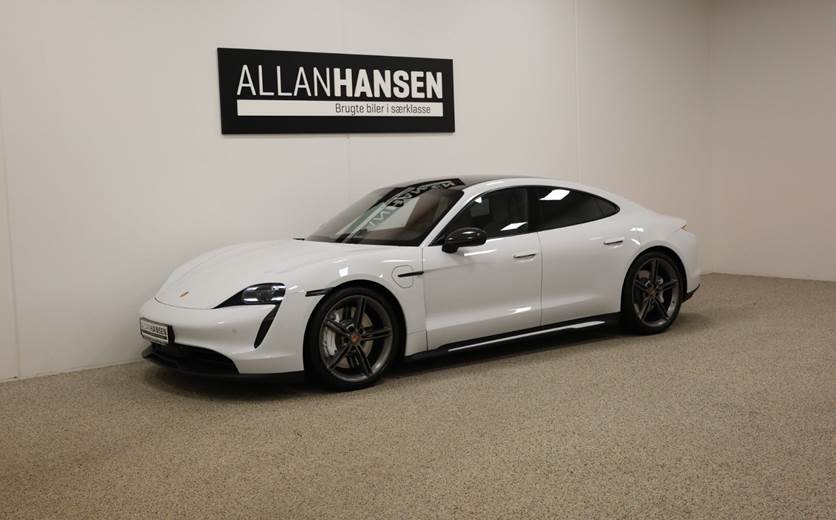Porsche Taycan Performance+