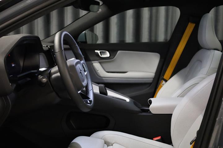 undefined Polestar 2 fra 2024