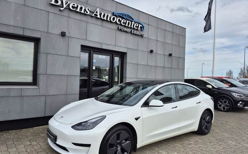 Tesla Model 3 Standard Range+ RWD