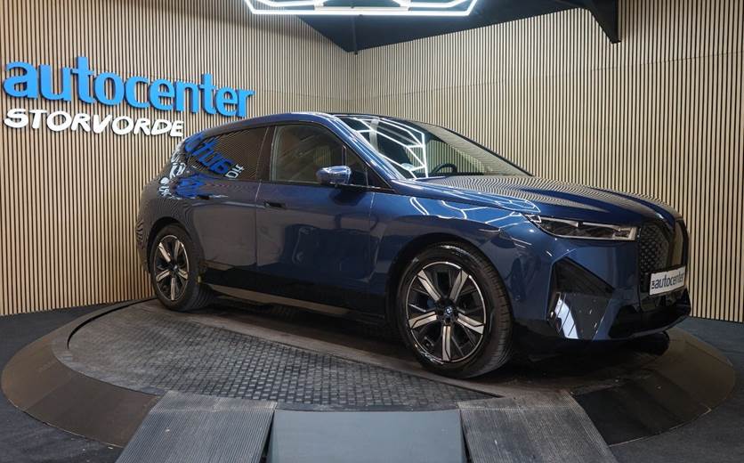 BMW iX xDrive40 Sport