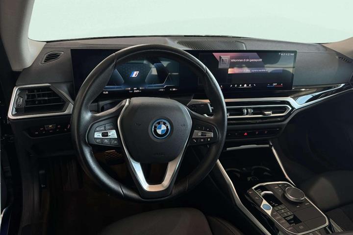 Sort BMW i4 fra 2024