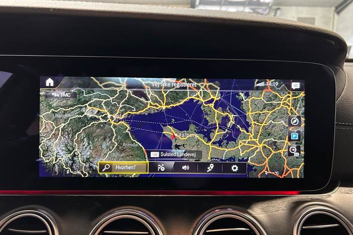 Sort Mercedes E300 de fra 2022