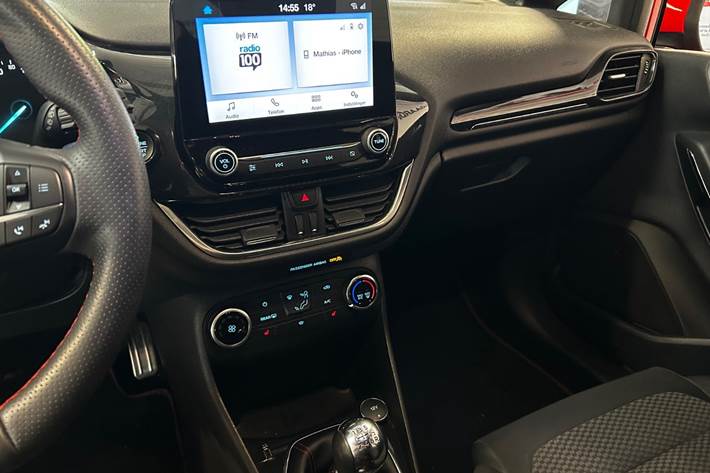 Rød Ford Fiesta fra 2019