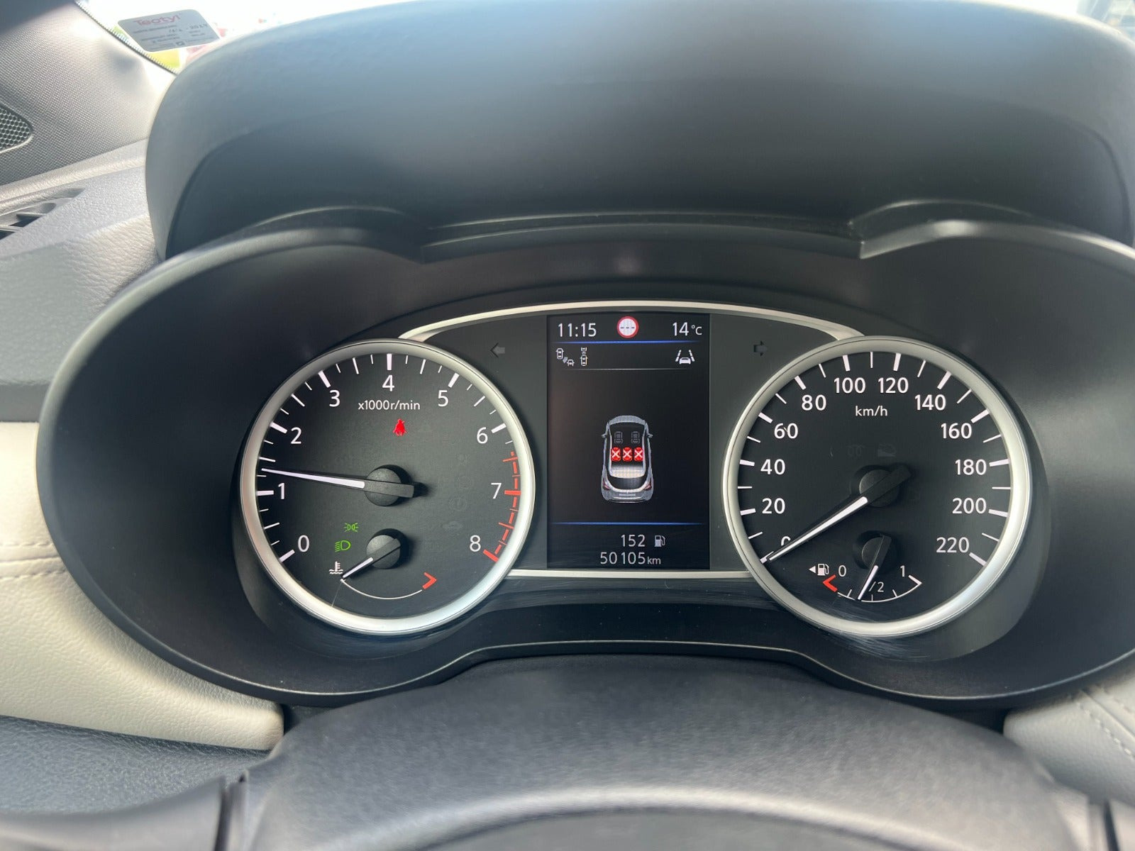 Rød Nissan Micra fra 2021