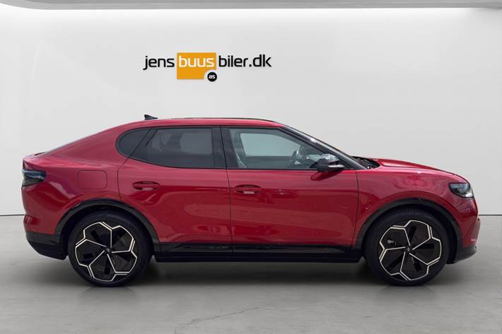 Rød Ford Capri fra 2025