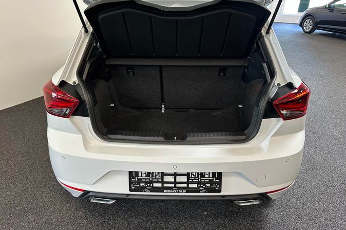 Hvid Seat Ibiza fra 2022