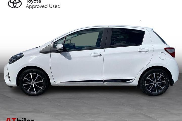 Hvid Toyota Yaris fra 2018