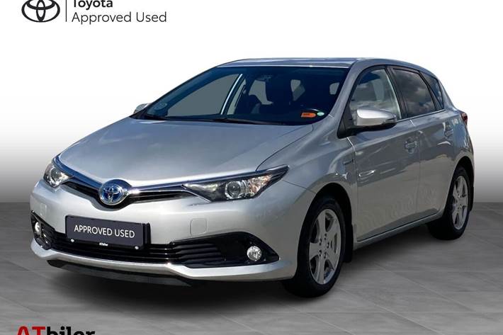 Sølv Toyota Auris fra 2017