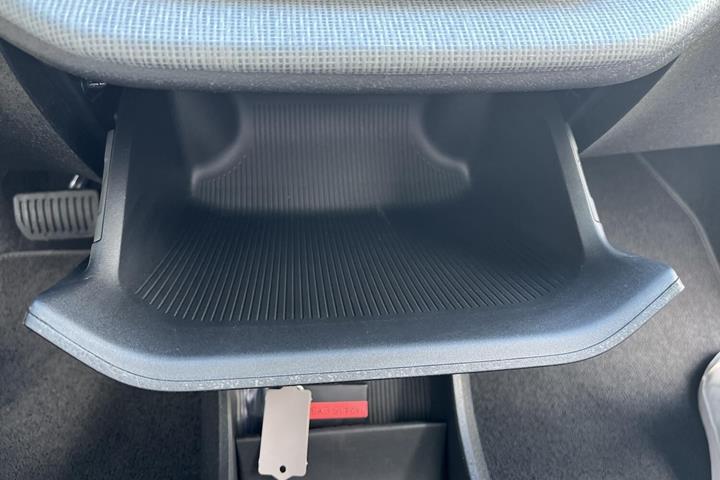 Gul Volvo EX30 fra 2025