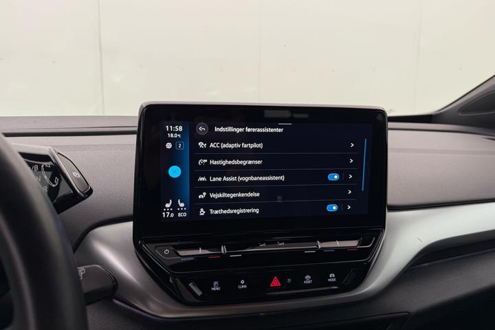 Blå VW ID.4 fra 2023