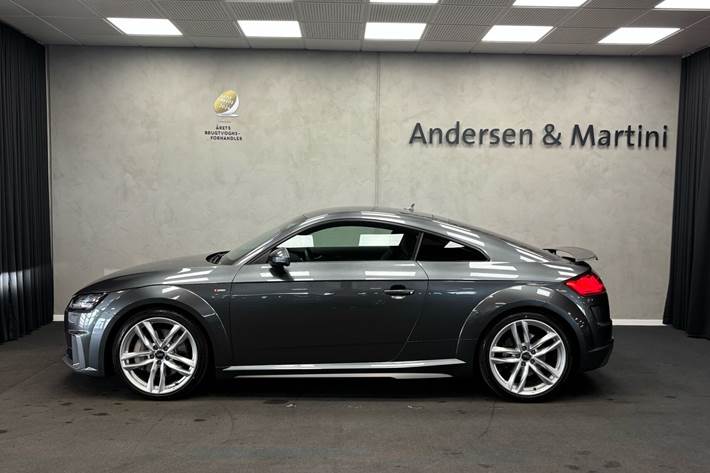 Grå Audi TT fra 2021
