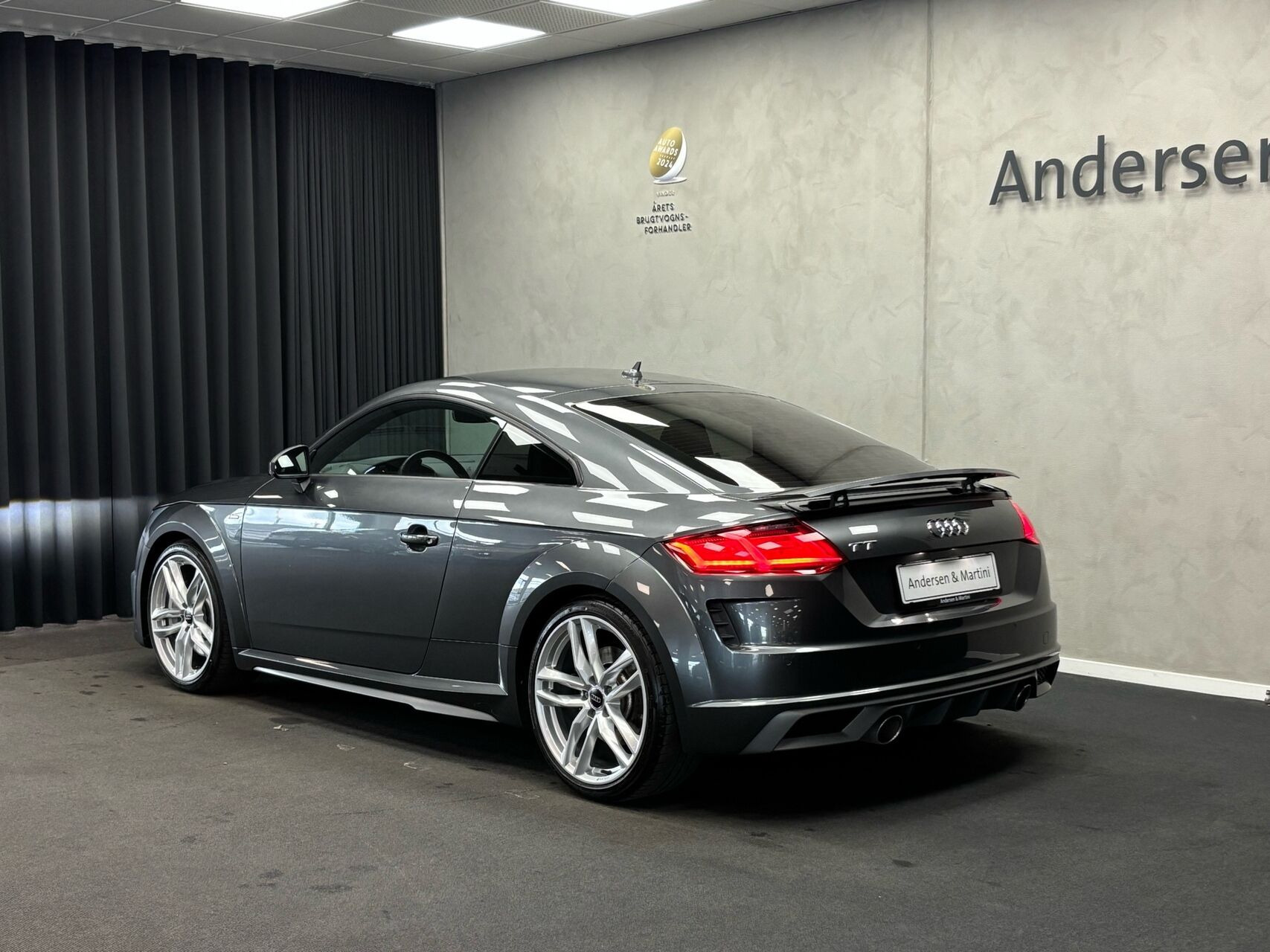 Grå Audi TT fra 2021