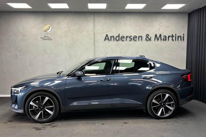 Sort Polestar 2 fra 2023