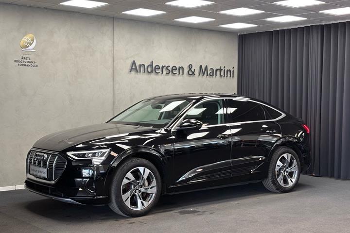 Sort Audi e-tron fra 2022