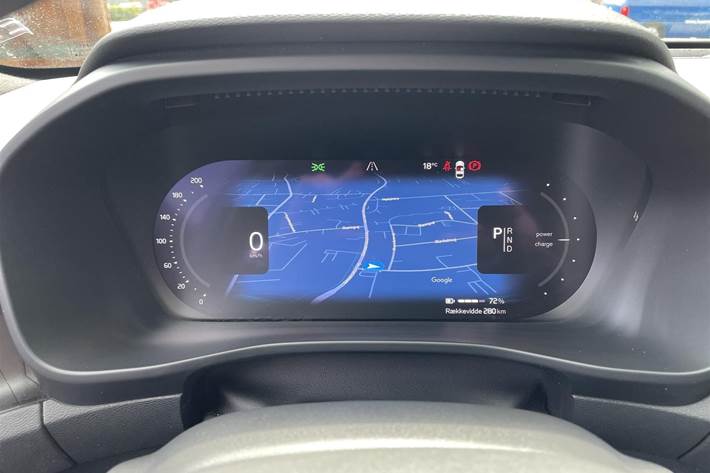 Blå Volvo XC40 fra 2023
