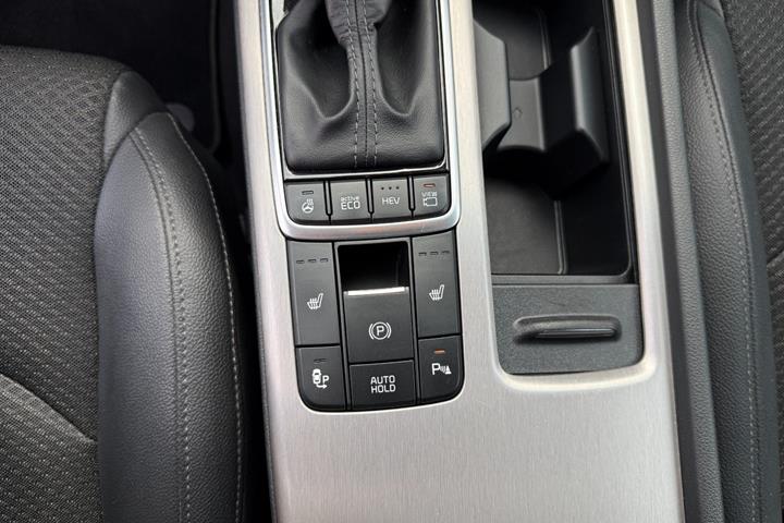 Grå Kia Optima fra 2019