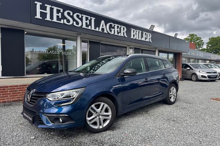 Blå Renault Megane IV fra 2019