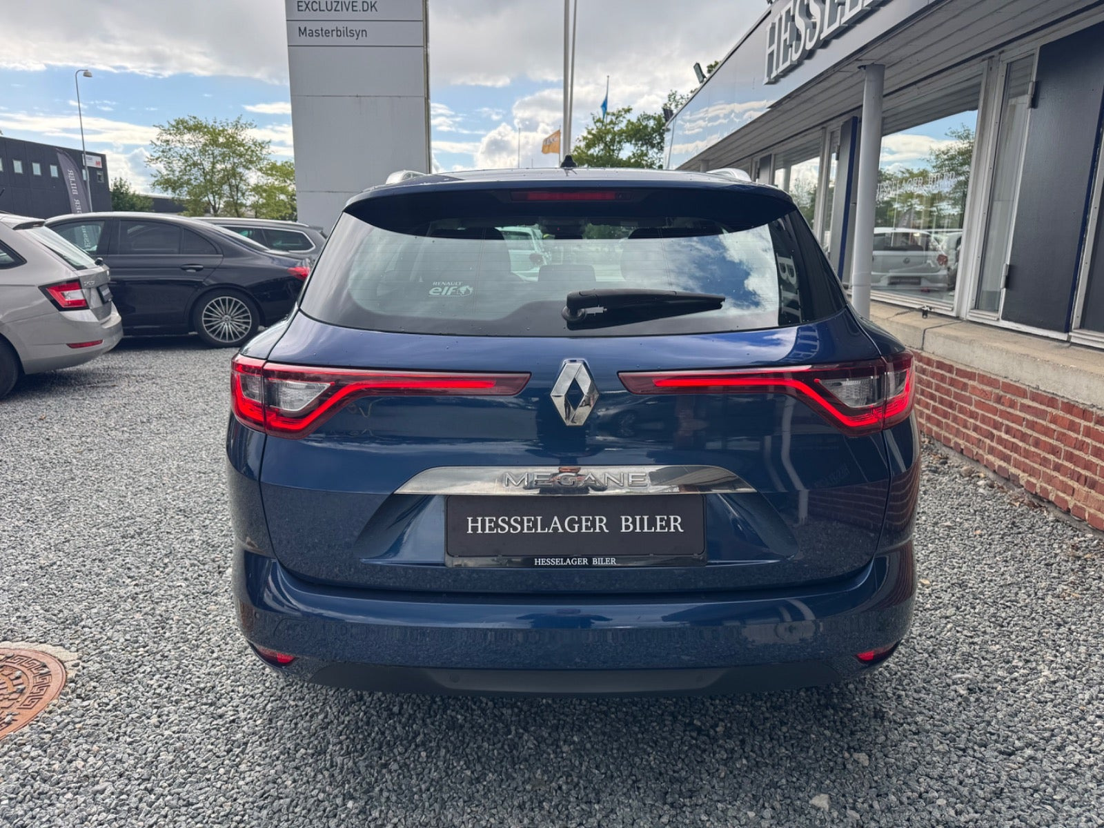 Blå Renault Megane IV fra 2019