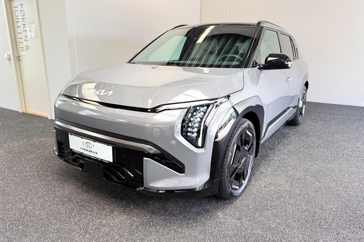 Grå Kia EV3 fra 2025 set udefra