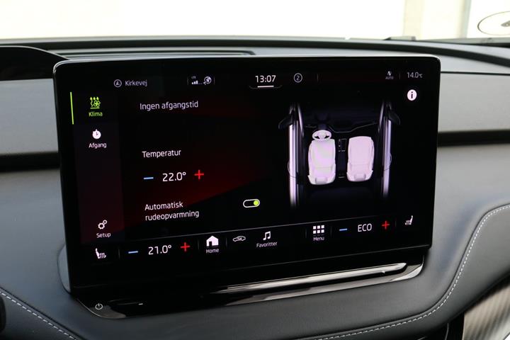 Grøn Skoda Enyaq fra 2023