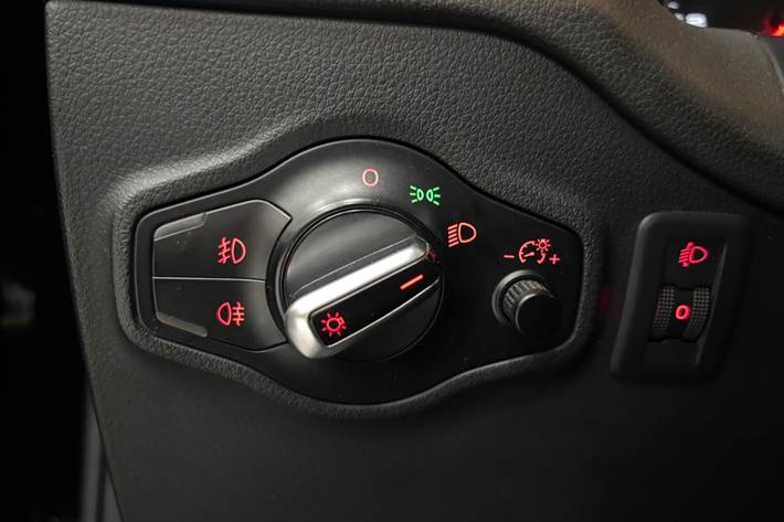 Sort Audi Q5 fra 2011
