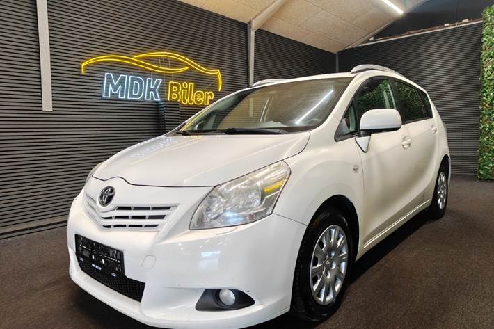 undefined Toyota Sportsvan fra 2010