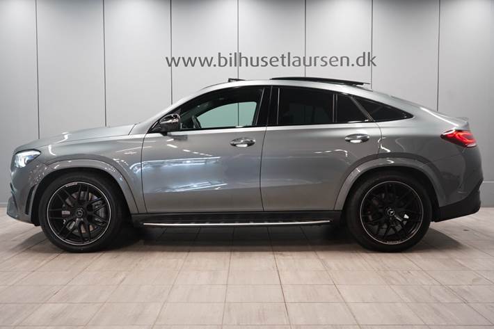 Grå Mercedes GLE53 fra 2020