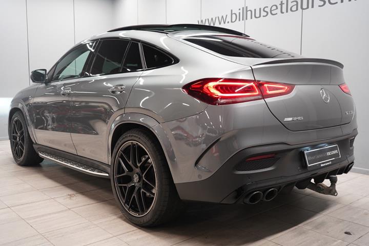 Grå Mercedes GLE53 fra 2020