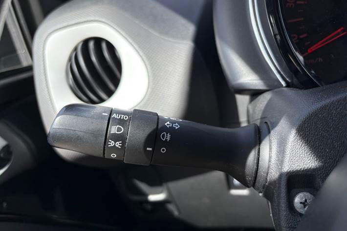 Rød Citroën C1 fra 2019