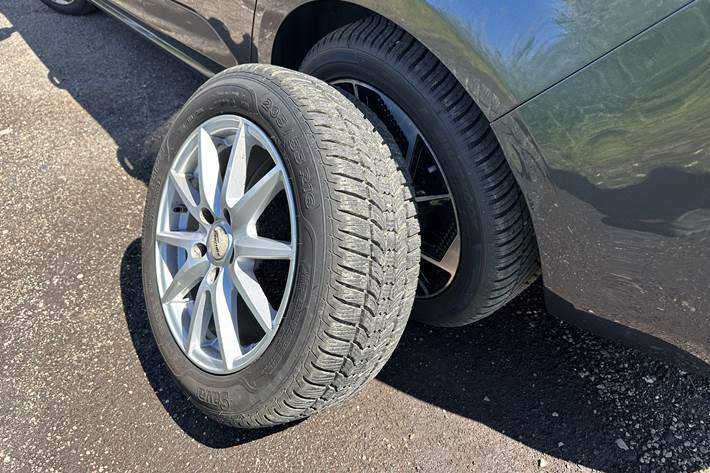 Grå Renault Mégane fra 2018