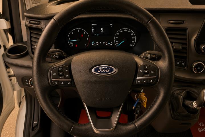 Hvid Ford Transit Custom 300 L2 fra 2021