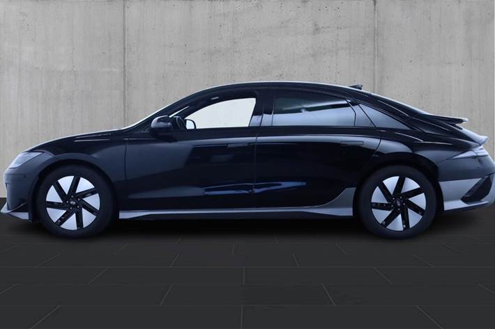 Sort Hyundai Ioniq 6 fra 2024