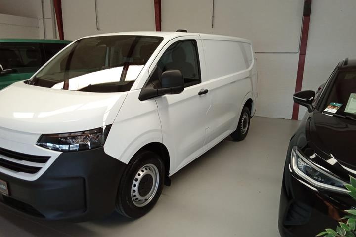 Hvid VW e-Transporter fra 2025