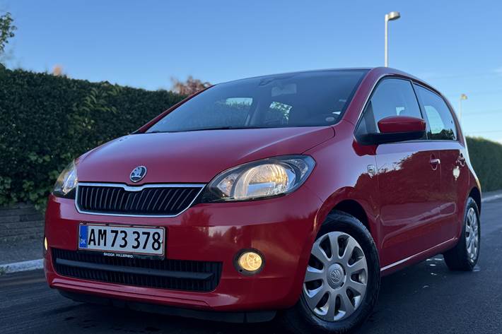 Rød Skoda Citigo fra 2014