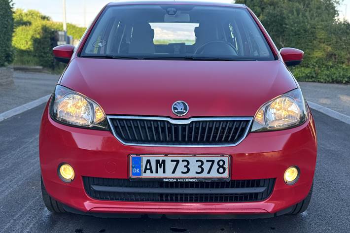 Rød Skoda Citigo fra 2014