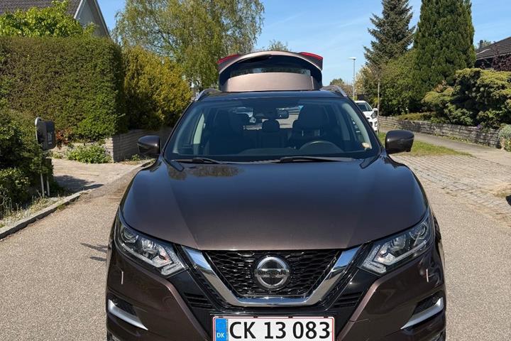 Brun Nissan Qashqai fra 2019