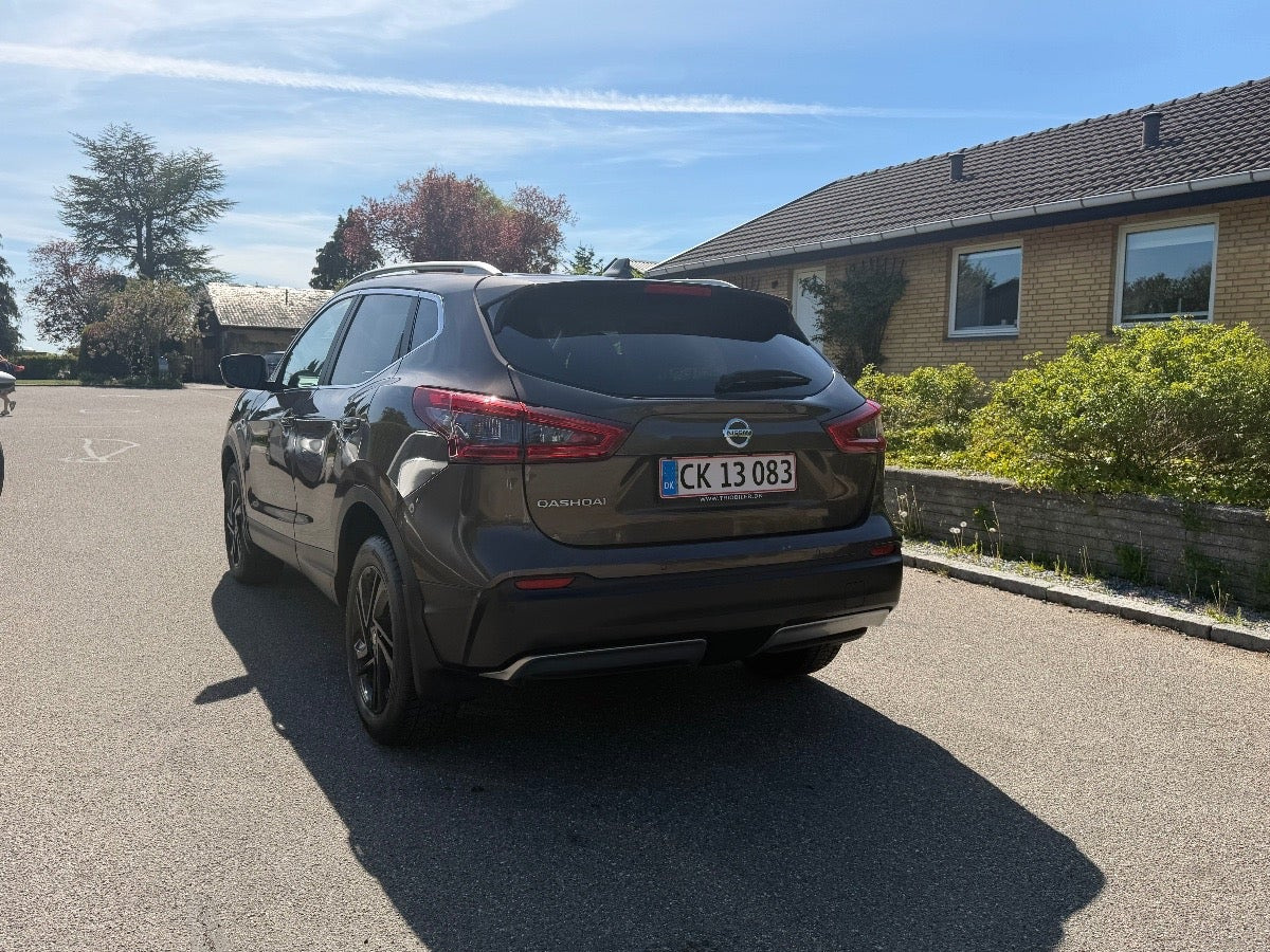 Brun Nissan Qashqai fra 2019