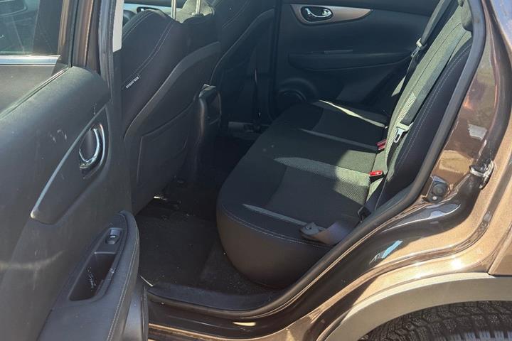 Brun Nissan Qashqai fra 2019
