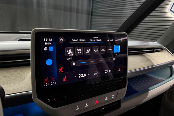 Blå VW ID.Buzz fra 2022