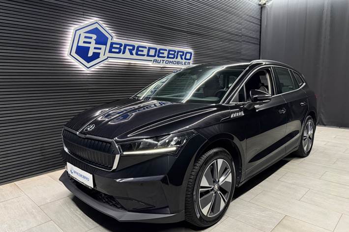Sort Skoda Enyaq fra 2025
