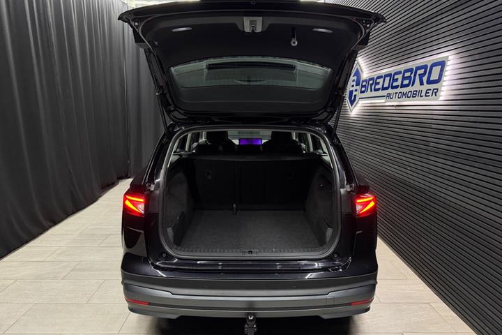 Sort Skoda Enyaq fra 2025