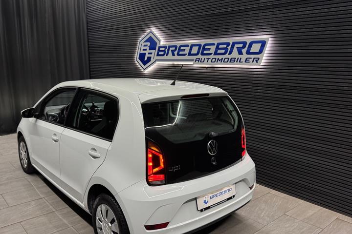 Hvid VW UP! fra 2020