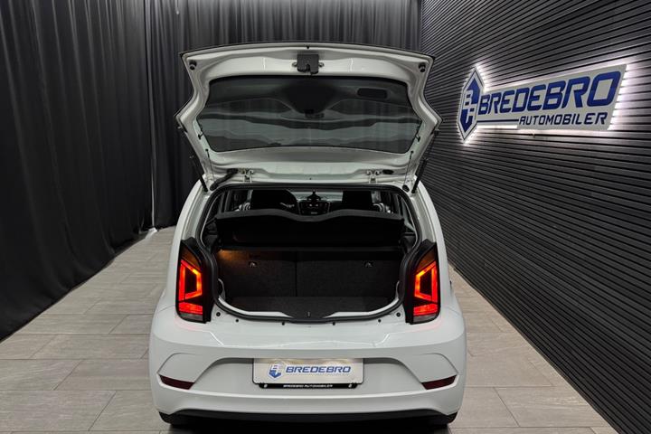 Hvid VW UP! fra 2020