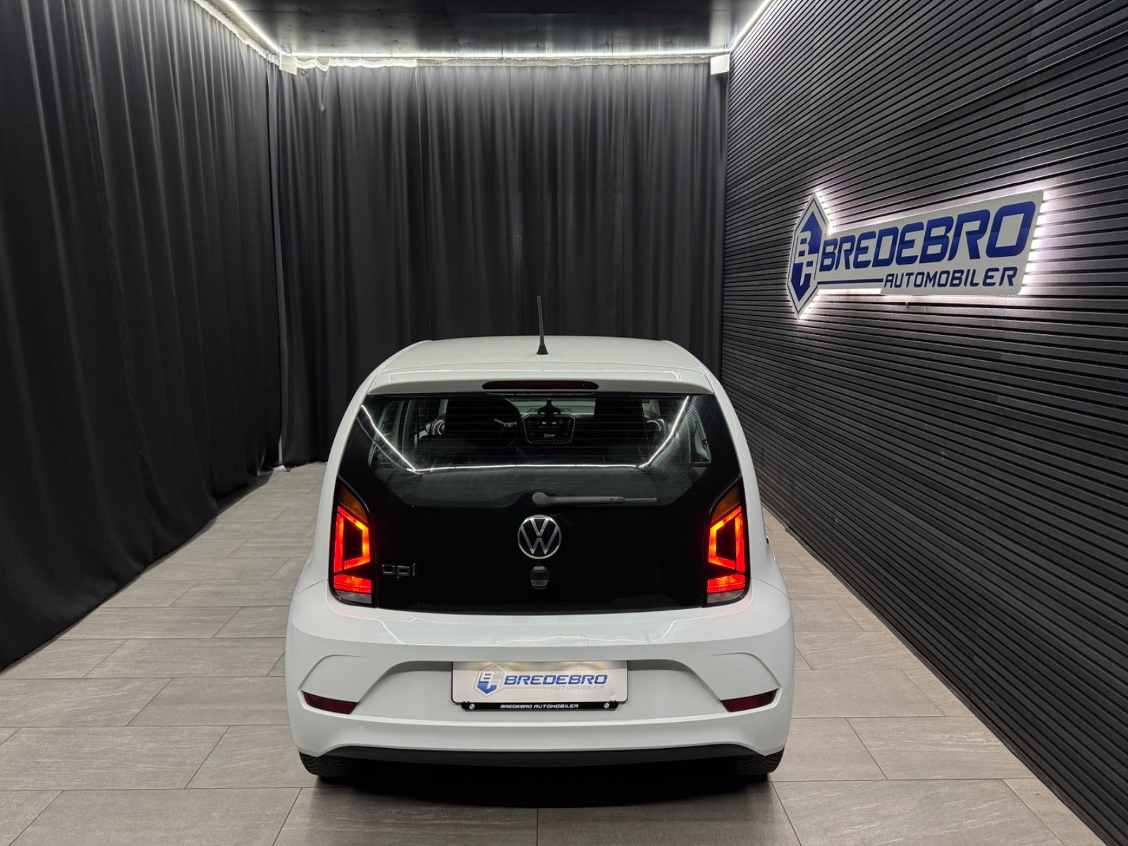 Hvid VW UP! fra 2020