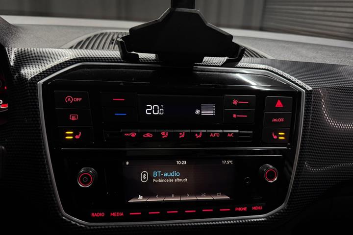 Hvid VW UP! fra 2020