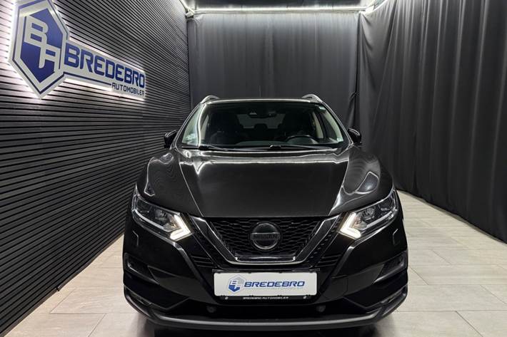 Sort Nissan Qashqai fra 2018