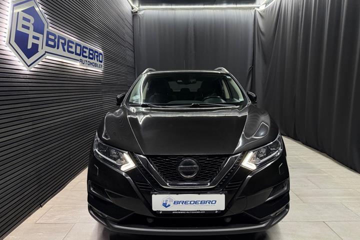 Sort Nissan Qashqai fra 2018